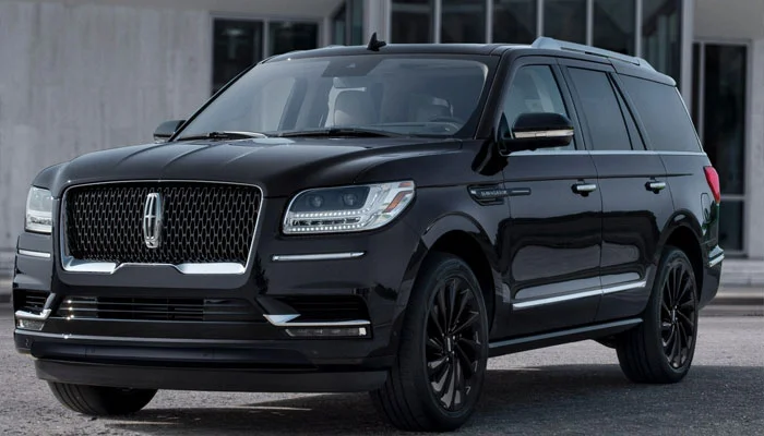 Limousine Service in Aurora