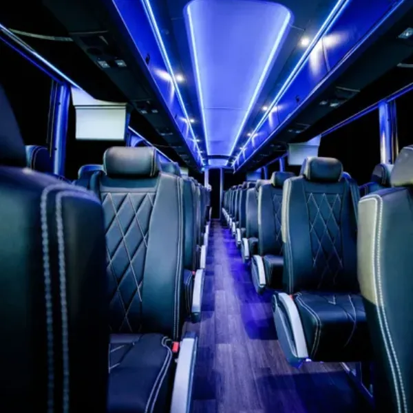 Chicago coach bus